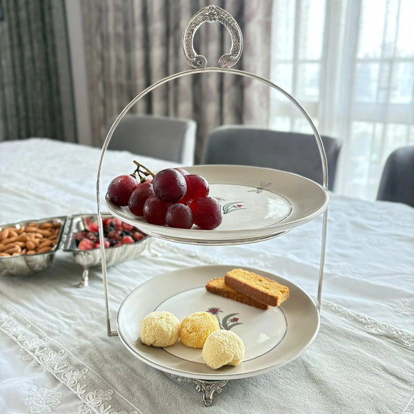 Gulzaar – A Bloom in Porcelain and Brass