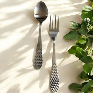Matsya - Flatware in matt silver finish