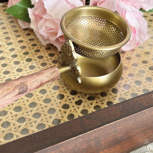 Khúbi tea strainer