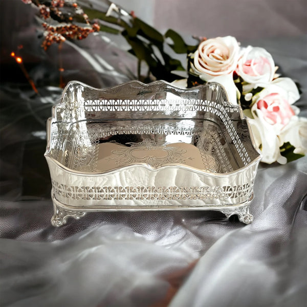 Názm Sana - brass tray