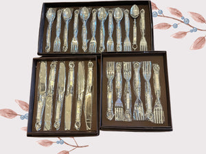 Amála Mother of Pearl Flatware Set: Timeless Elegance, Modern Dining