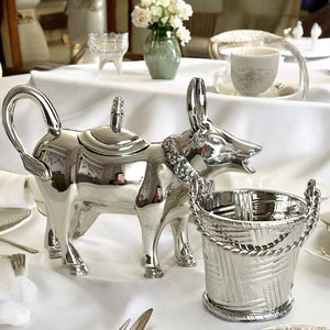 Méhfil-é-Khaas - A unique 3 piece tea set in brass